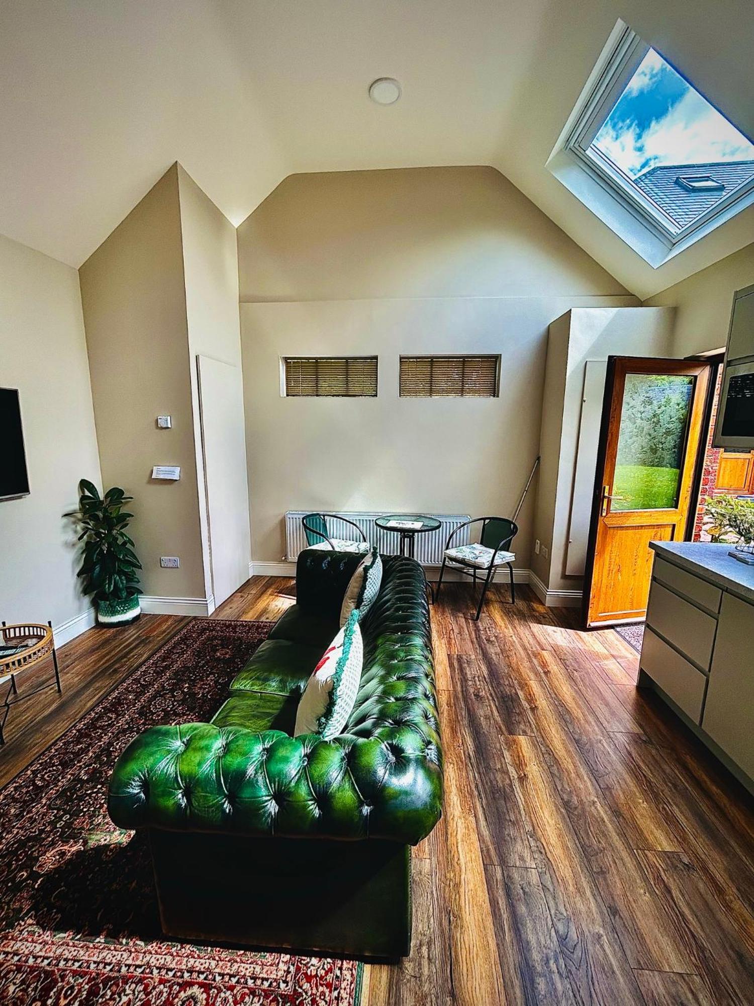 Oranhill Lodge Guesthouse Oranmore Exterior foto