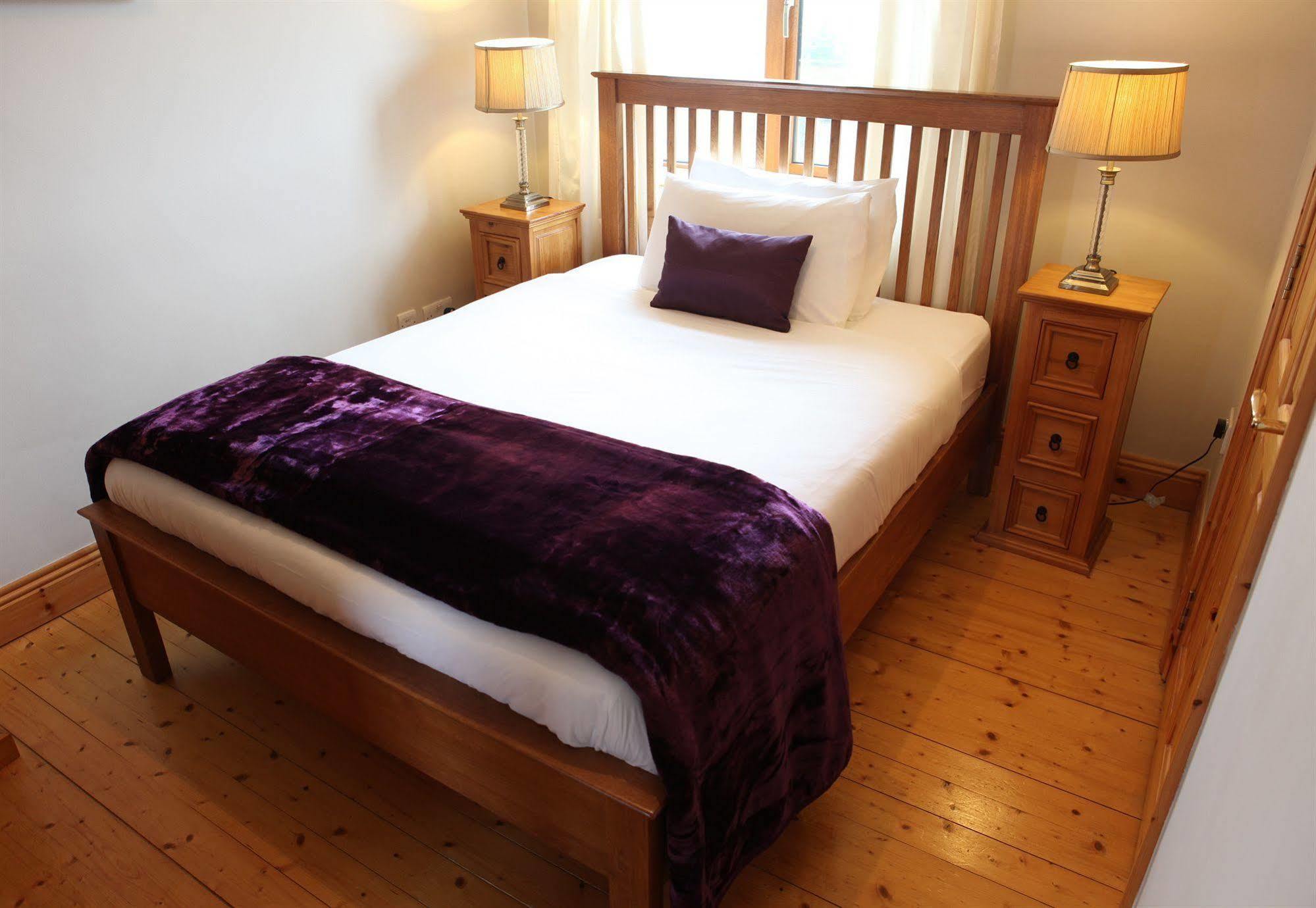 Oranhill Lodge Guesthouse Oranmore Exterior foto